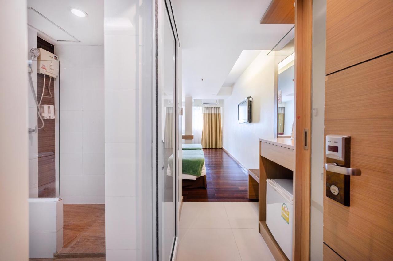 P2 Boutique Hotel Bangkok Exterior photo